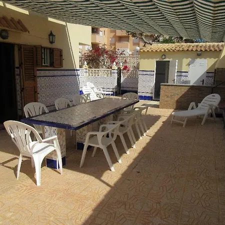 Duplex 8-10 Persons, Terrace, Swimming Pool And Bbq 度假居
