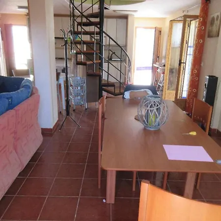 Duplex 8-10 Persons, Terrace, Swimming Pool And Bbq Dom wakacyjny Torrevieja